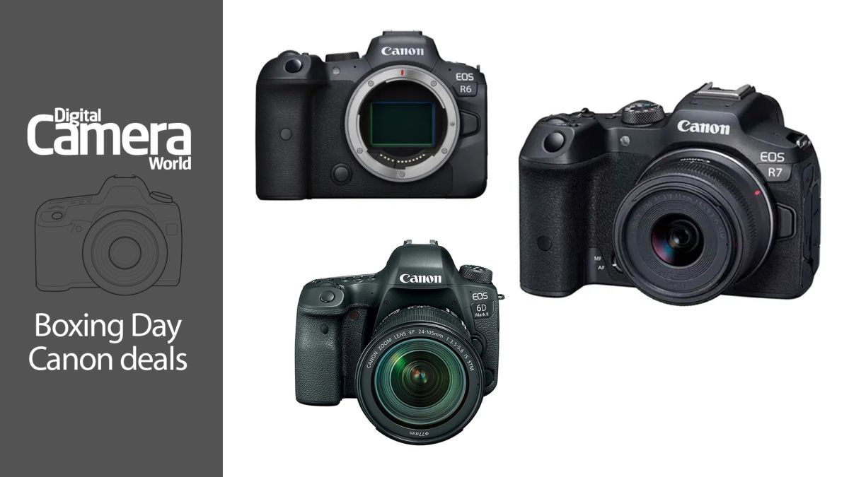 Three Canon cameras with the text Boxing Day Canon deals