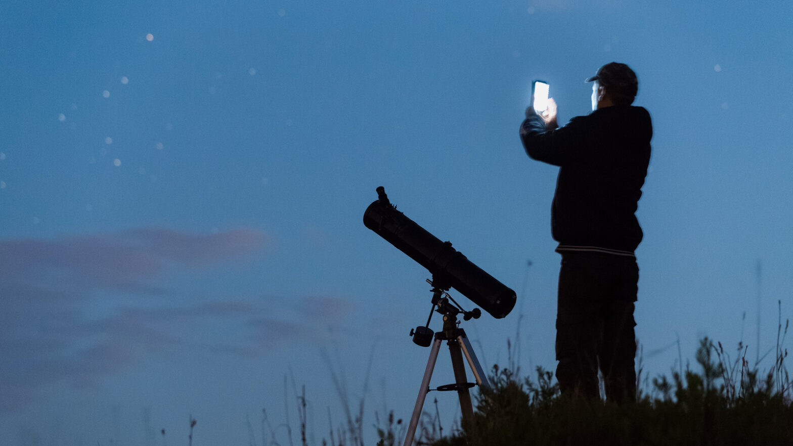 How To Take Incredible Astrophotography Pictures With Your iPhone