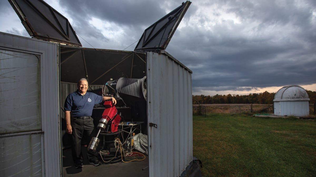 Ohio Astrophotographer Isaac Cruz Wants to Show People the Universe
