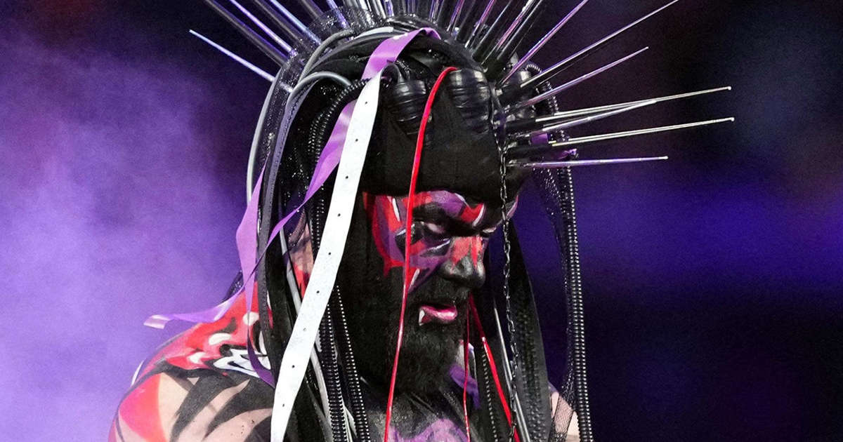 Finn Balor shows brutality of WrestleMania 39 Hell in a Cell match with photo of stapled head wound
