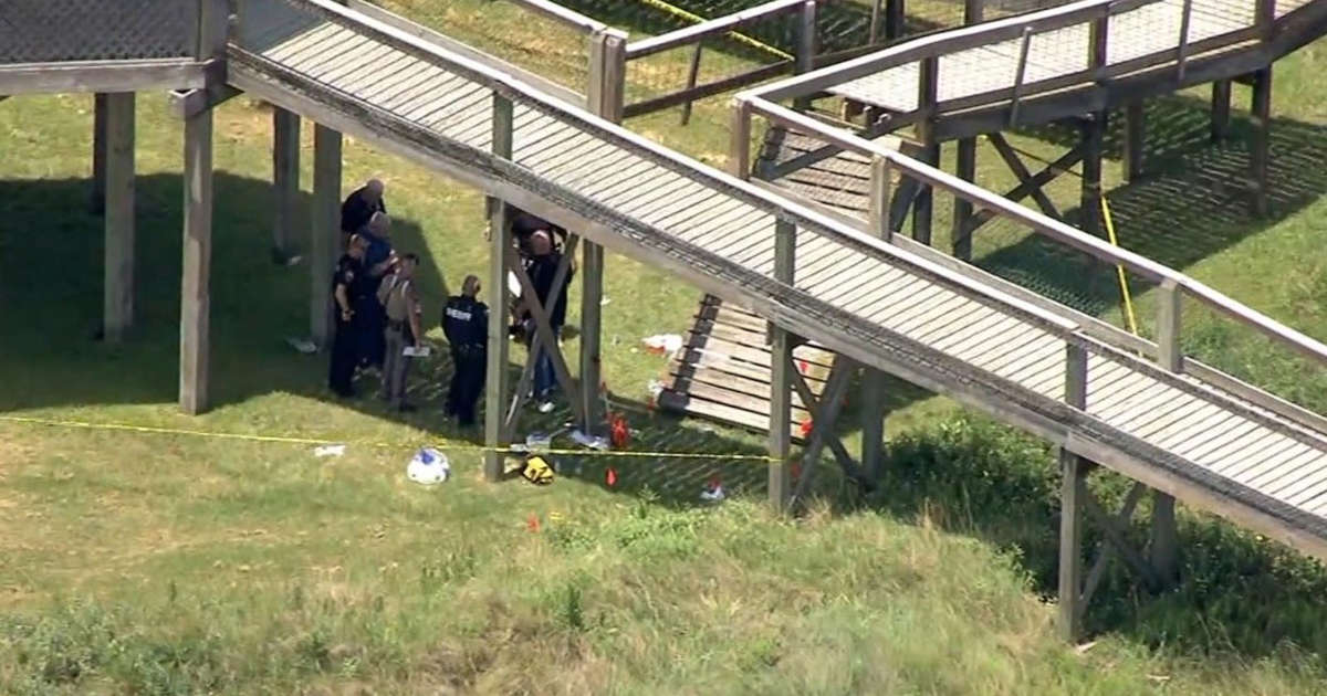 19 teens posing for photo injured after deck partially collapses at Texas park