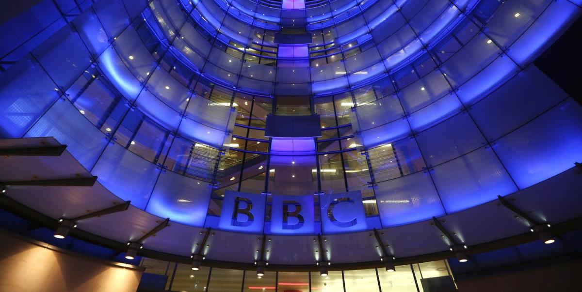 BBC confirms presenter accused of paying teen for explicit photos has been suspended